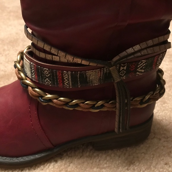 Not Rated Boots - Picture 5 of 5